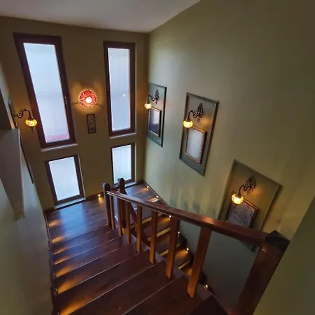 Villa Hemithea *
